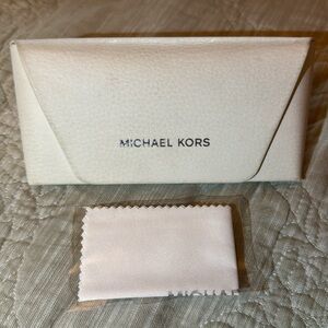 Michael Kors Eyeglasses / Sunglasses case
